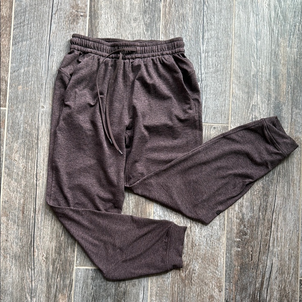 Lululemon joggers size 2